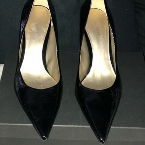 Nine West pointy, black patent leather heels